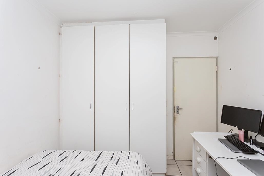 2 Bedroom Property for Sale in Maitland Western Cape